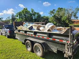 Best Garage Cleanout  in Loretto, TN